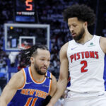 Brunson anota 40, Knicks superan 116-113 a Pistons y avanzan para medirse con Celtics