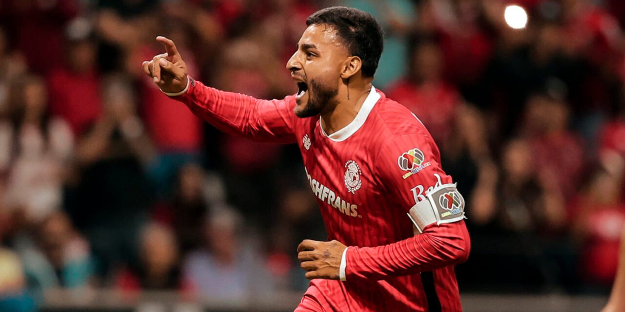 Toluca aplasta a Tigres y jugará Final