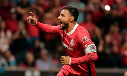 Toluca aplasta a Tigres y jugará Final