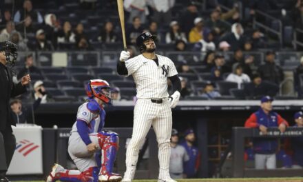 Domínguez da victoria a Yankees, por 4-3 ante Rangers, con jonrón agónico