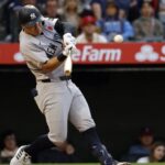 Doble de tres carreras de Volpe impulsan triunfo de Yankees 5-1 ante Angelinos