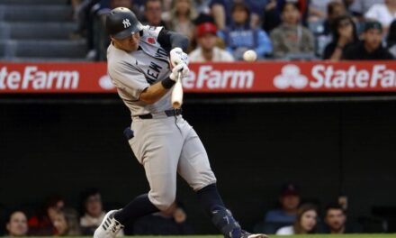 Doble de tres carreras de Volpe impulsan triunfo de Yankees 5-1 ante Angelinos
