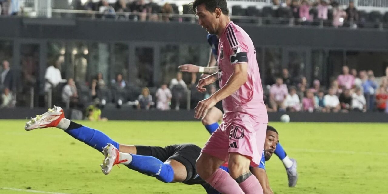 Messi contribuye con doblete y asistencia a triunfo de Inter Miami, 4-2 sobre Montreal