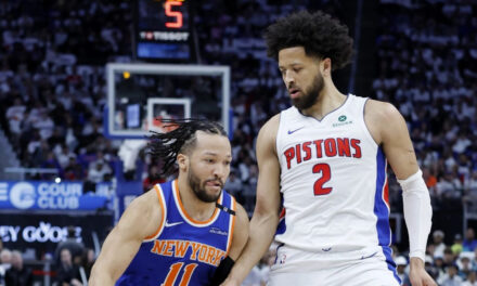 Brunson anota 40, Knicks superan 116-113 a Pistons y avanzan para medirse con Celtics