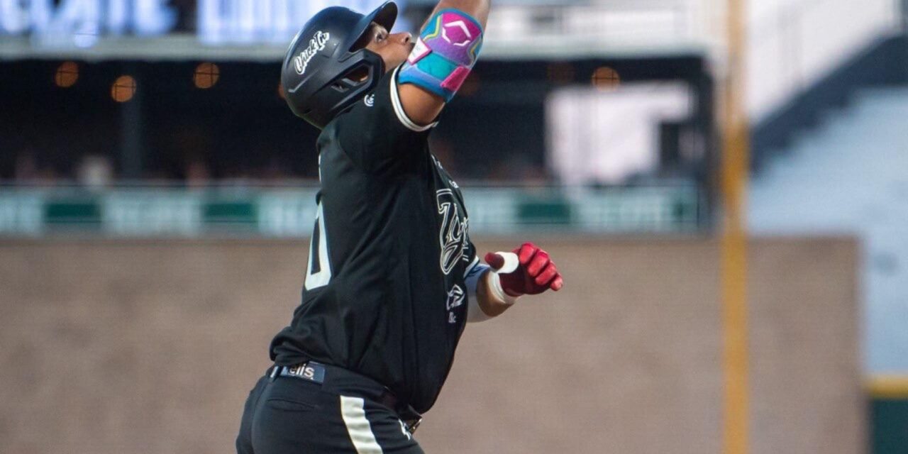 Dos cuadrangulares de Tomás Telis guiaron la victoria astada 11-4 ante Algodoneros de Unión Laguna 