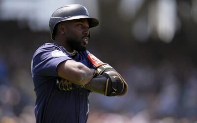 Arozarena y los Marineros vencen 6-1 a los Padres y barren la serie