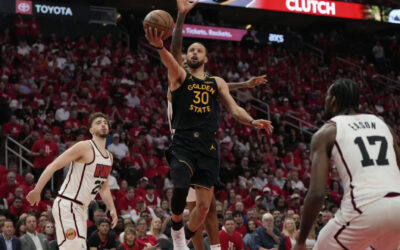 Stephen Curry y Buddy Hield lideran a Warriors 103-89 sobre Rockets en el Juego 7