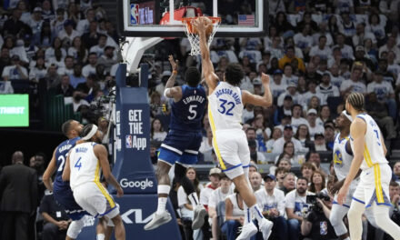 Timberwolves empatan la serie al apalear 117-93 a unos Warriors sin Curry