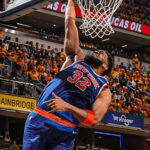 Knicks remontan para vencer 106-100 a Pacers y acercarse 2-1 en las finales del Este