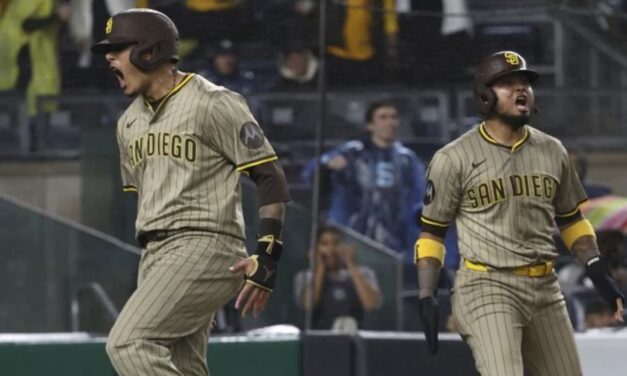 Machado y Bogaerts comandan voltereta de Padres que superan 4-3 a Yankees en juego pasado por lluvia