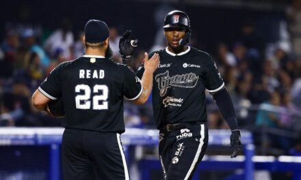 Toros acumuló veinte hits para vencer 10-5 a Charros de Jalisco en el Estadio Panamericano