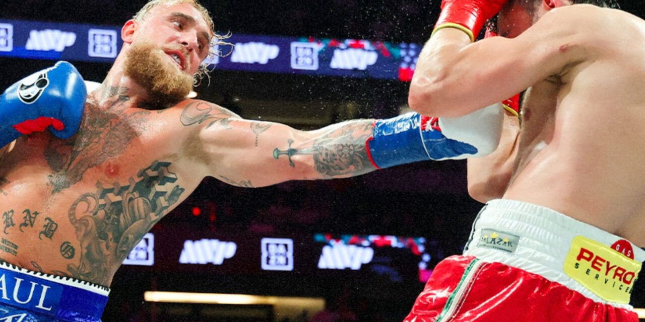 Jake Paul vence por decisión unánime al excampeón de los medianos Julio César Chávez Jr.