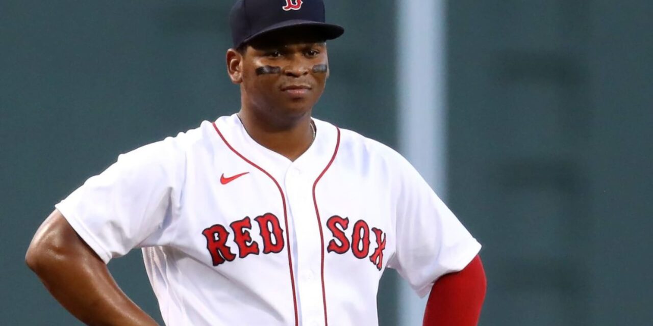 Red Sox traspasan a Rafael Devers a los Gigantes
