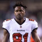Policía de Miami-Dade busca a Antonio Brown, excampeón de la NFL, por intento de asesinato