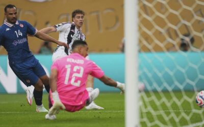 Kenan Yildiz anota dos goles en la victoria 4-1 de Juventus en el Mundial de Clubes
