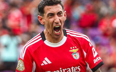 Di María lidera goleada de Benfica ante Auckland City en partido que se retrasó por mal tiempo