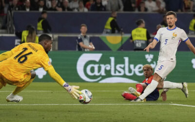 España vence 5-4 a Francia en semifinal de la Liga de Naciones