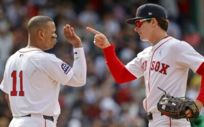 Bello y Devers lideran a Medias Rojas en victoria 2-0 sobre Yankees para barrer la serie
