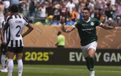 Genialidad de Paulinho instala a Palmeiras en cuartos del Mundial de Clubes al vencer 1-0 a Botafogo