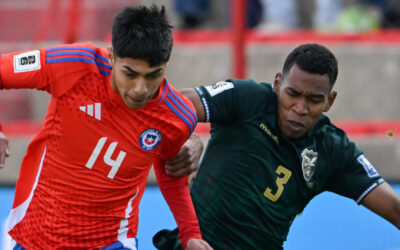 Bolivia liquida a Chile en la altura y lo deja fuera del Mundial