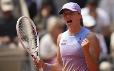 Swiatek gana por 26ma vez consecutiva en Roland Garros y enfrentará a Sabalenka en semis