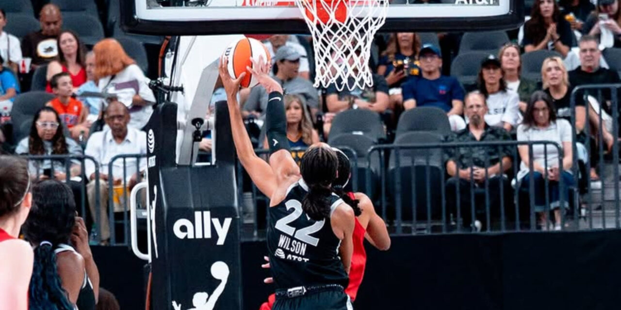 A’ja Wilson anota 24 puntos y las Aces vencen a Caitlin Clark y al Fever por 89-81 para poner fin a una racha de 3 derrotas.