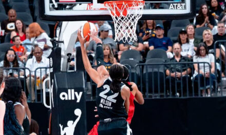 A’ja Wilson anota 24 puntos y las Aces vencen a Caitlin Clark y al Fever por 89-81 para poner fin a una racha de 3 derrotas.