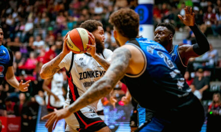 Zonkeys responde ante su afición y vence a Astros en el Juego 3