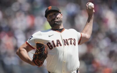 Ray poncha a nueve domando la Liga Nacional y Gigantes vencen 3-2 a Padres