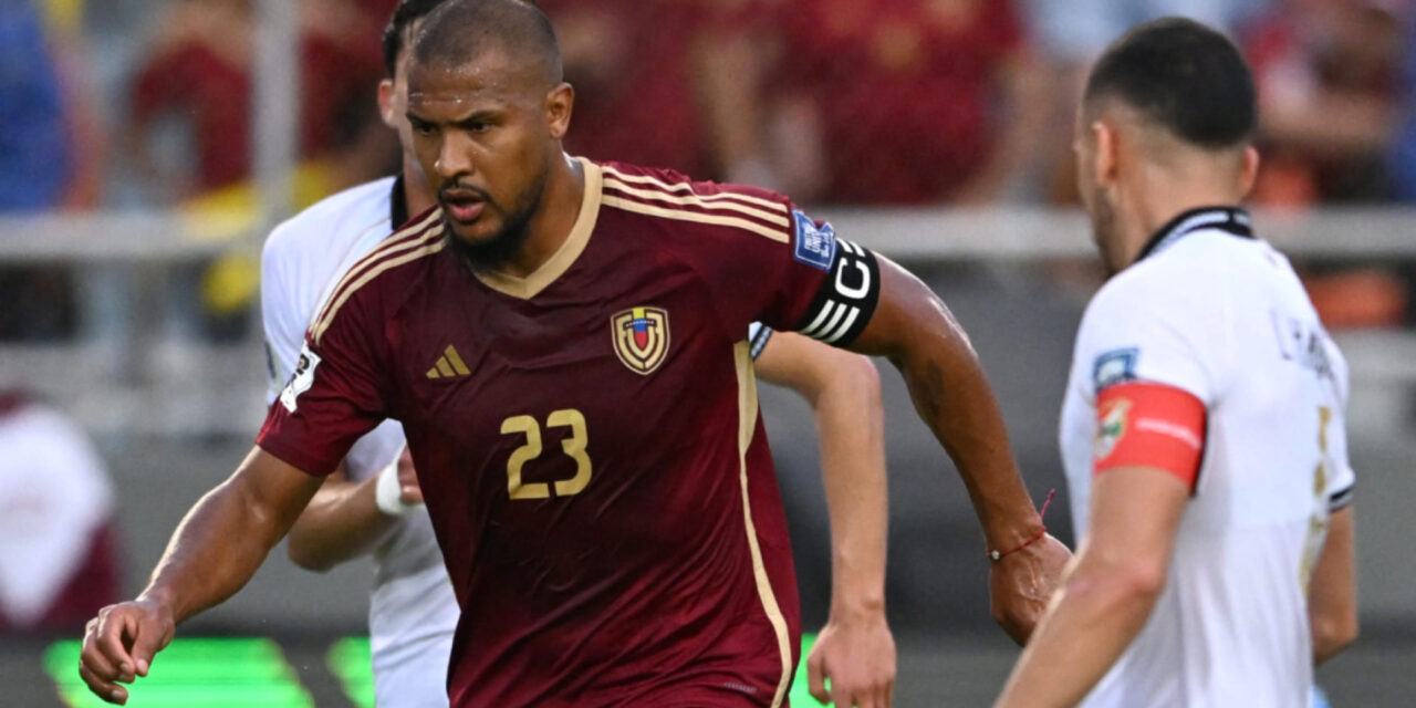 Venezuela vence 2-0 a Bolivia y se afianza en puesto de repechaje para el Mundial