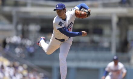 Ohtani lanza una sólida entrada y produce cinco carreras en triunfo 13-7 de Dodgers sobre Nacionales