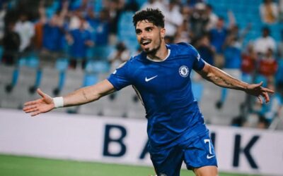Chelsea sobrevive a tanto de Benfica tras larga interrupción y lo elimina por 4-1 en Mundial