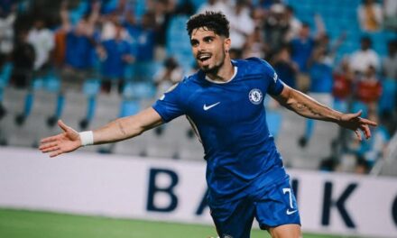 Chelsea sobrevive a tanto de Benfica tras larga interrupción y lo elimina por 4-1 en Mundial