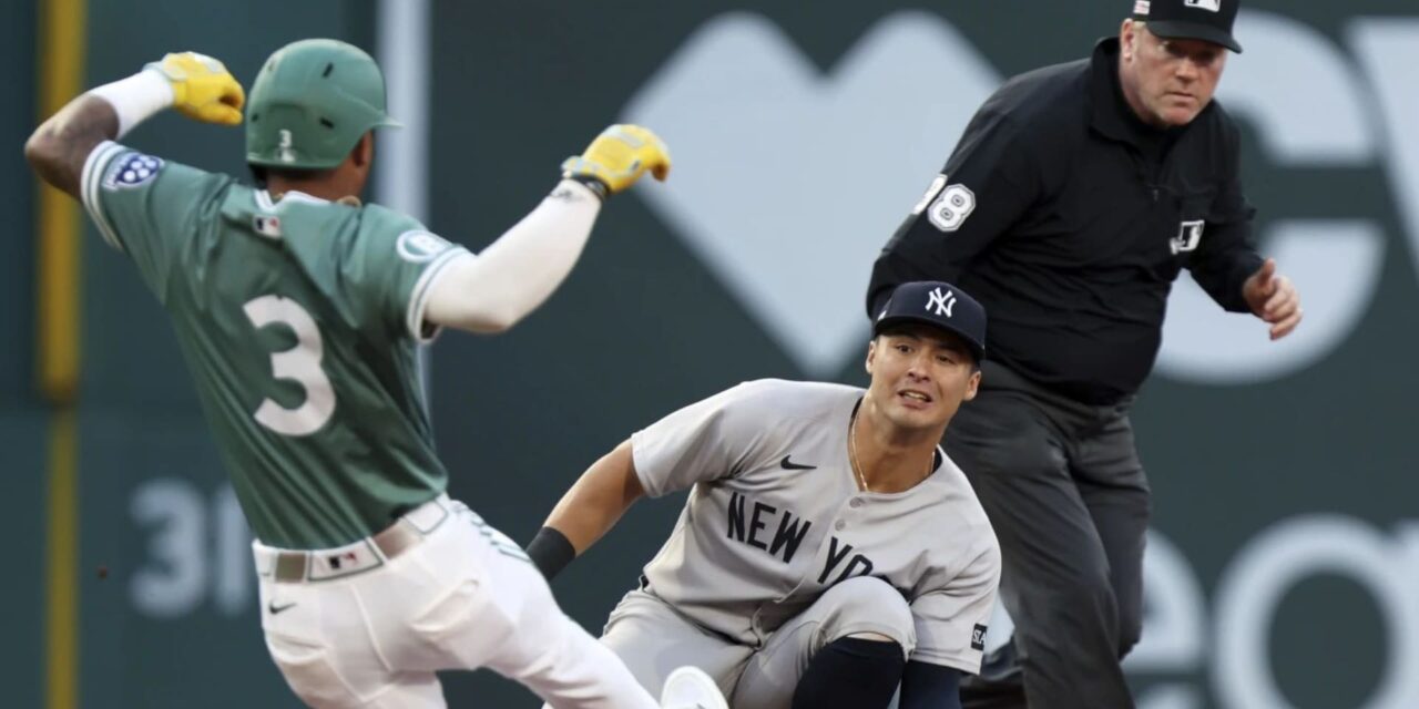 El sencillo de Narváez en la décima entrada ayuda a los Medias Rojas a conseguir su tercera victoria consecutiva sobre los Yankees