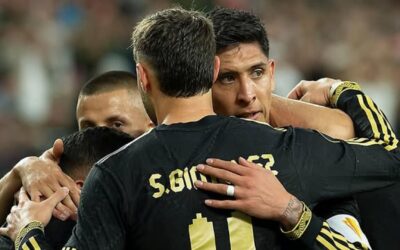 México sufre para vencer a República Dominicana