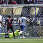 Estados Unidos rompe racha de cuatro derrotas, golea 5-0 a Trinidad y Tobago