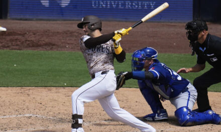 José Iglesias impulsa las carreras del empate y la victoria en triunfo de Padres 3-2 sobre Reales