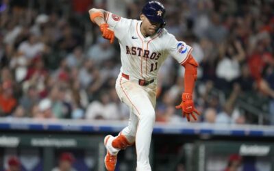 Cam Smith conecta un sencillo impulsor en la octava y Astros vencen 2-1 a Filis