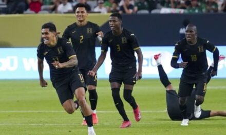 Honduras supera en penales a Panamá y corta racha de 12 años sin jugar semifinales de la Copa Oro