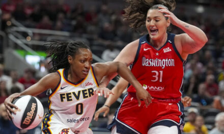 Kelsey Mitchell anota 23 y Fever, sin Caitlin Clark, vencen a Mystics