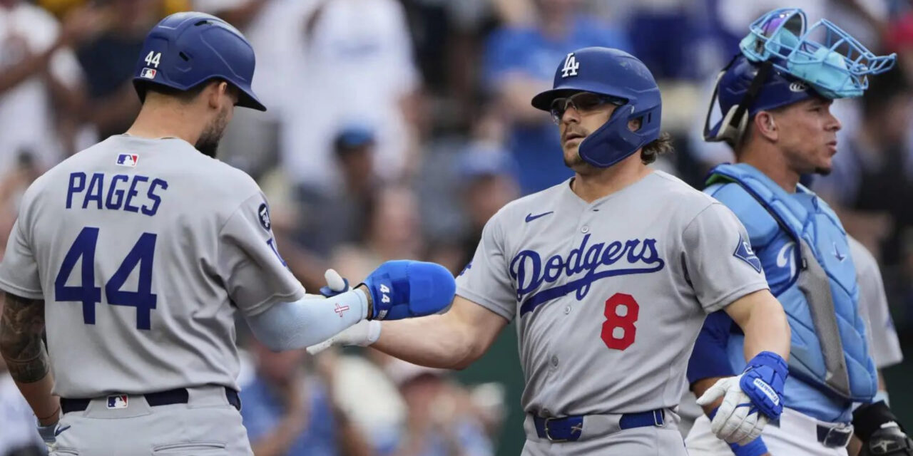 Dodgers ganan 5-1 a Reales con jonrones de Hernández y Smith; Wrobleski lanza seis entradas