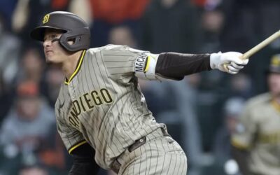 Machado y Padres vencen 3-2 a Gigantes y llevan encuentro a entradas extra por segundo día
