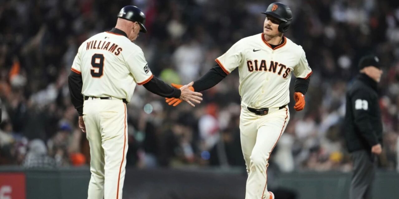 Gigantes vencen 6-5 a Padres con doblete de Ramos y elevado de sacrificio Lee