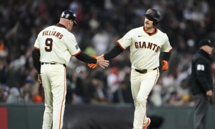 Gigantes vencen 6-5 a Padres con doblete de Ramos y elevado de sacrificio Lee