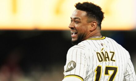El sencillo de Díaz le da la victoria a los Padres por 7-6 ante los Mets.
