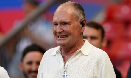 Paul Gascoigne ‘de vuelta en casa y recuperándose bien’ tras visita al hospital, dice representante