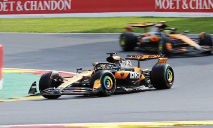 Piastri vence a Norris y gana el Gran Premio de Bélgica retrasado por la lluvia