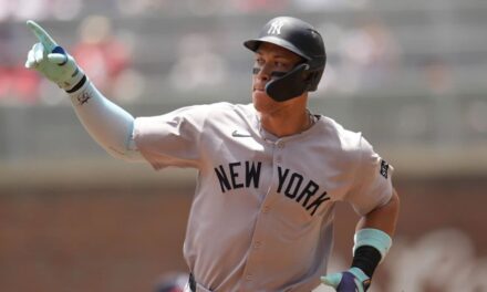 Judge iguala a A-Rod con su jonrón 351 en la victoria 4-2 de Yankees sobre Bravos