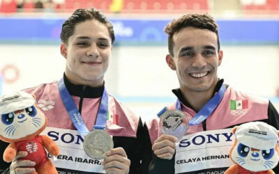 Juan Celaya y Osmar Olvera ganan plata en el Campeonato Mundial