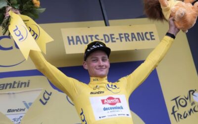 Van der Poel supera a Pogačar y gana la lluviosa etapa 2 del Tour de Francia